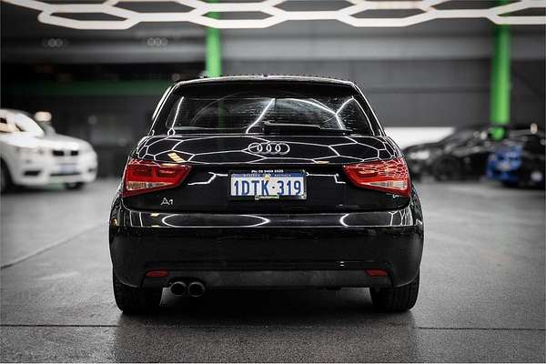 2011 Audi A1 Attraction 8X