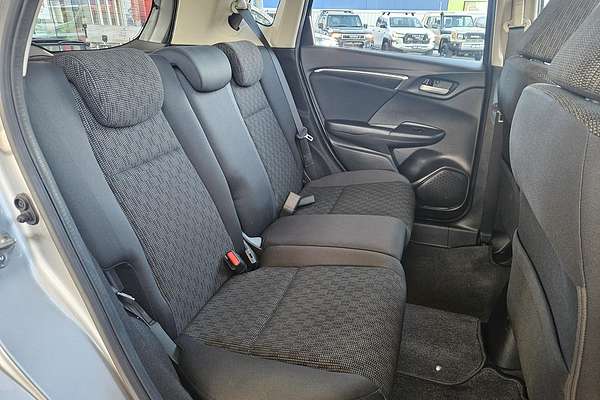 2016 Honda Jazz VTi GF