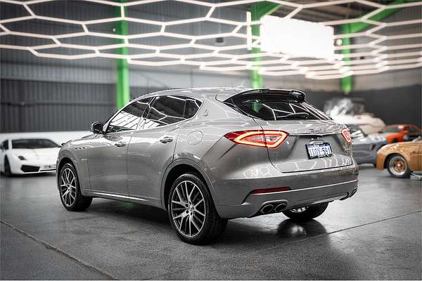 2017 Maserati Levante M161