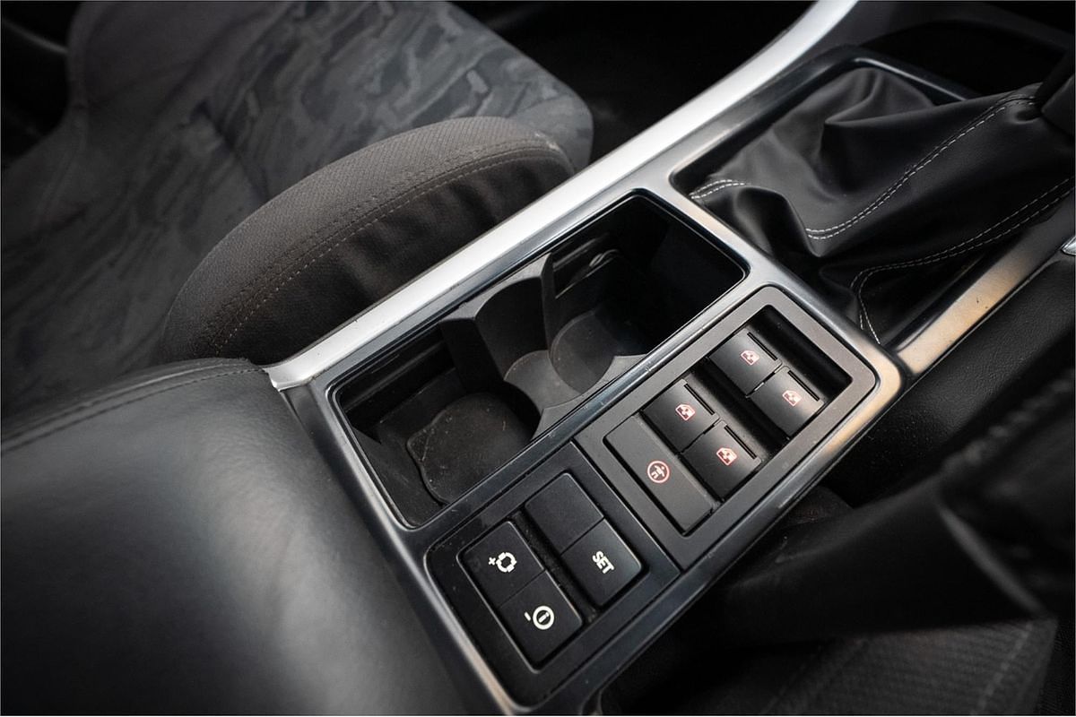 2006 HSV Unknown
