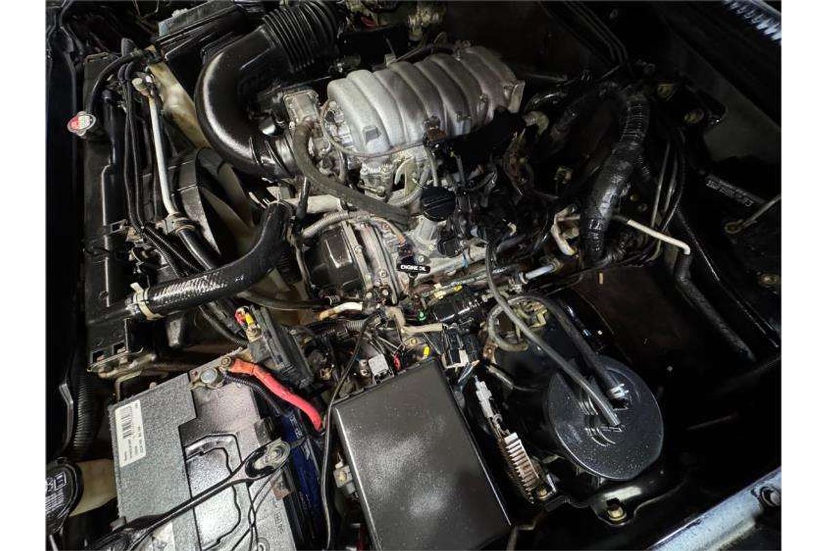 2003 Toyota Landcruiser GXL UZJ100R