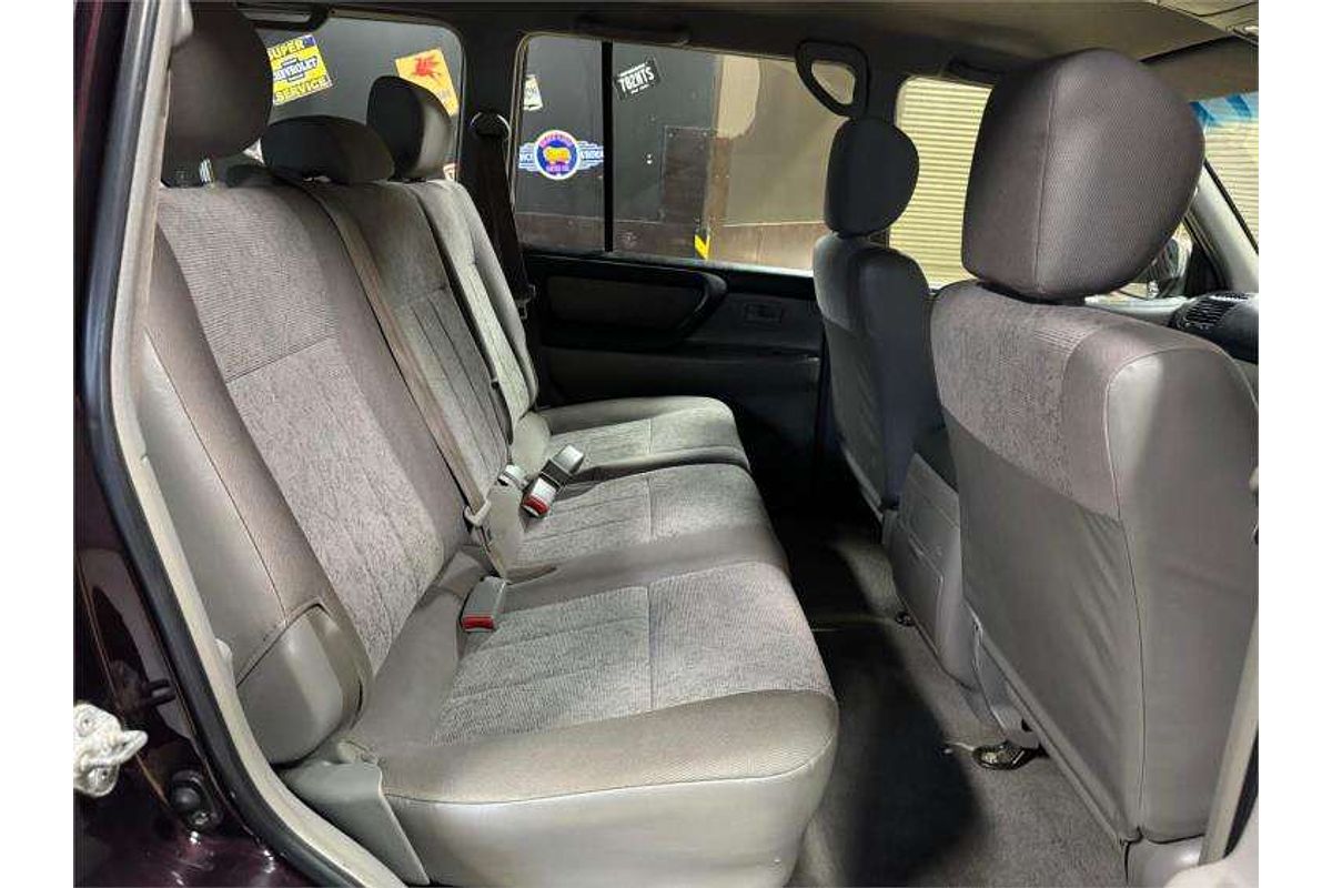 2003 Toyota Landcruiser GXL UZJ100R
