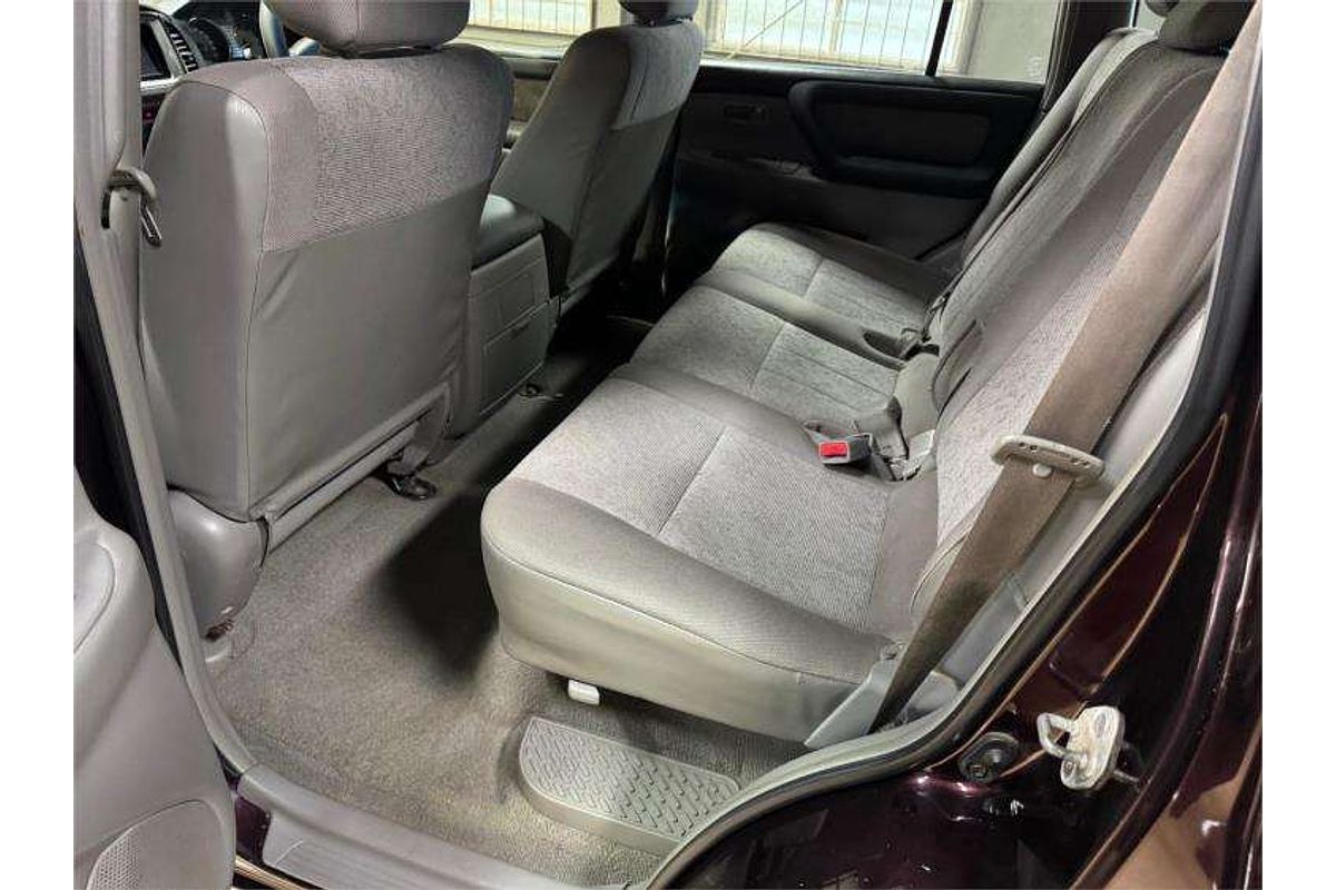 2003 Toyota Landcruiser GXL UZJ100R