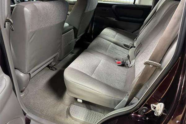 2003 Toyota Landcruiser GXL UZJ100R