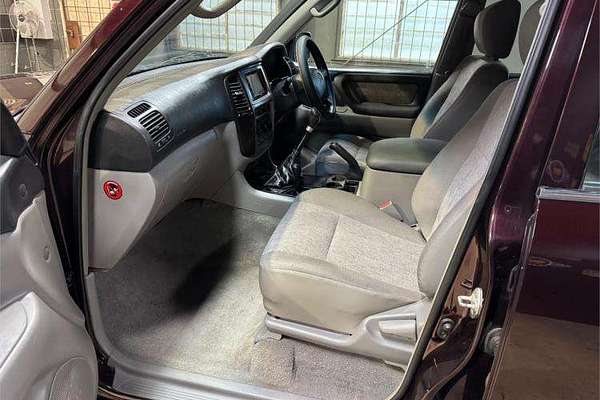 2003 Toyota Landcruiser GXL UZJ100R