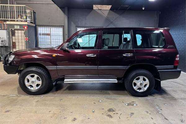 2003 Toyota Landcruiser GXL UZJ100R