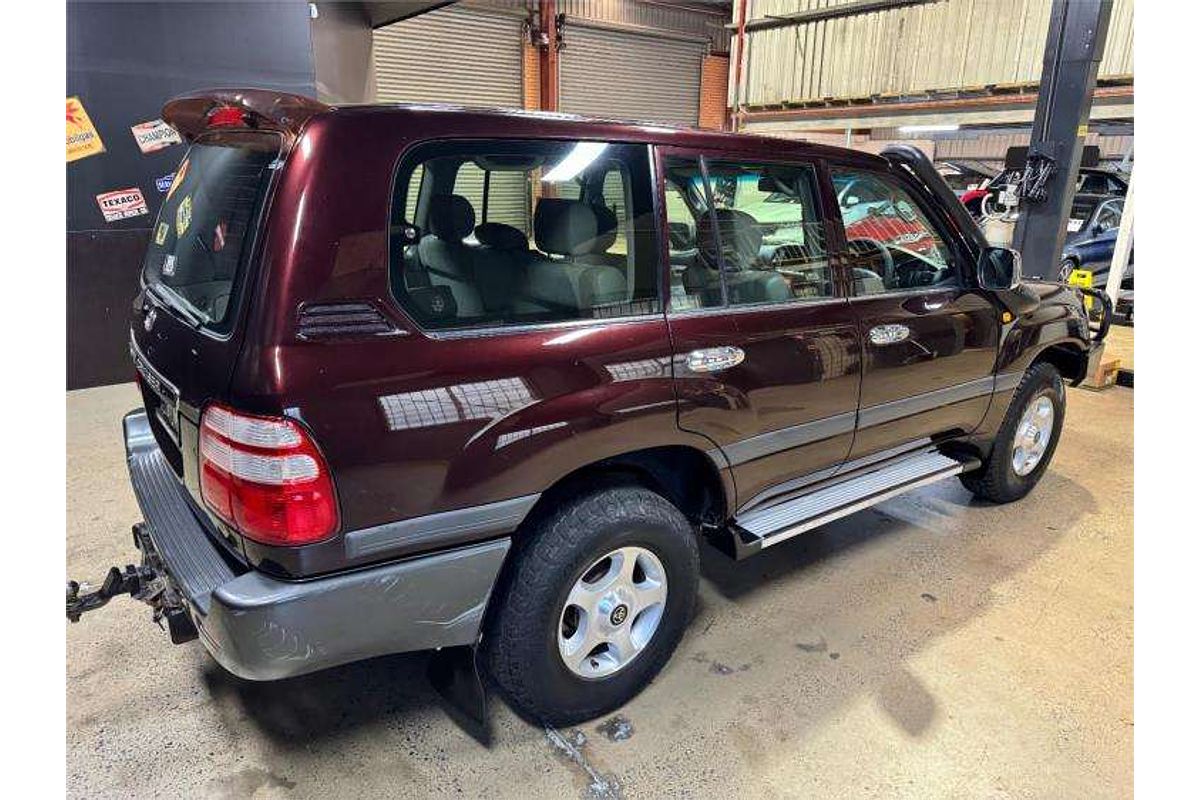 2003 Toyota Landcruiser GXL UZJ100R