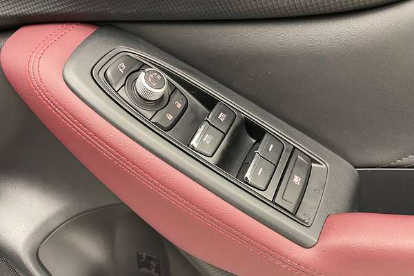 2025 Subaru Forester STI Sport S5
