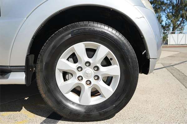 2012 Mitsubishi Pajero GLS NW