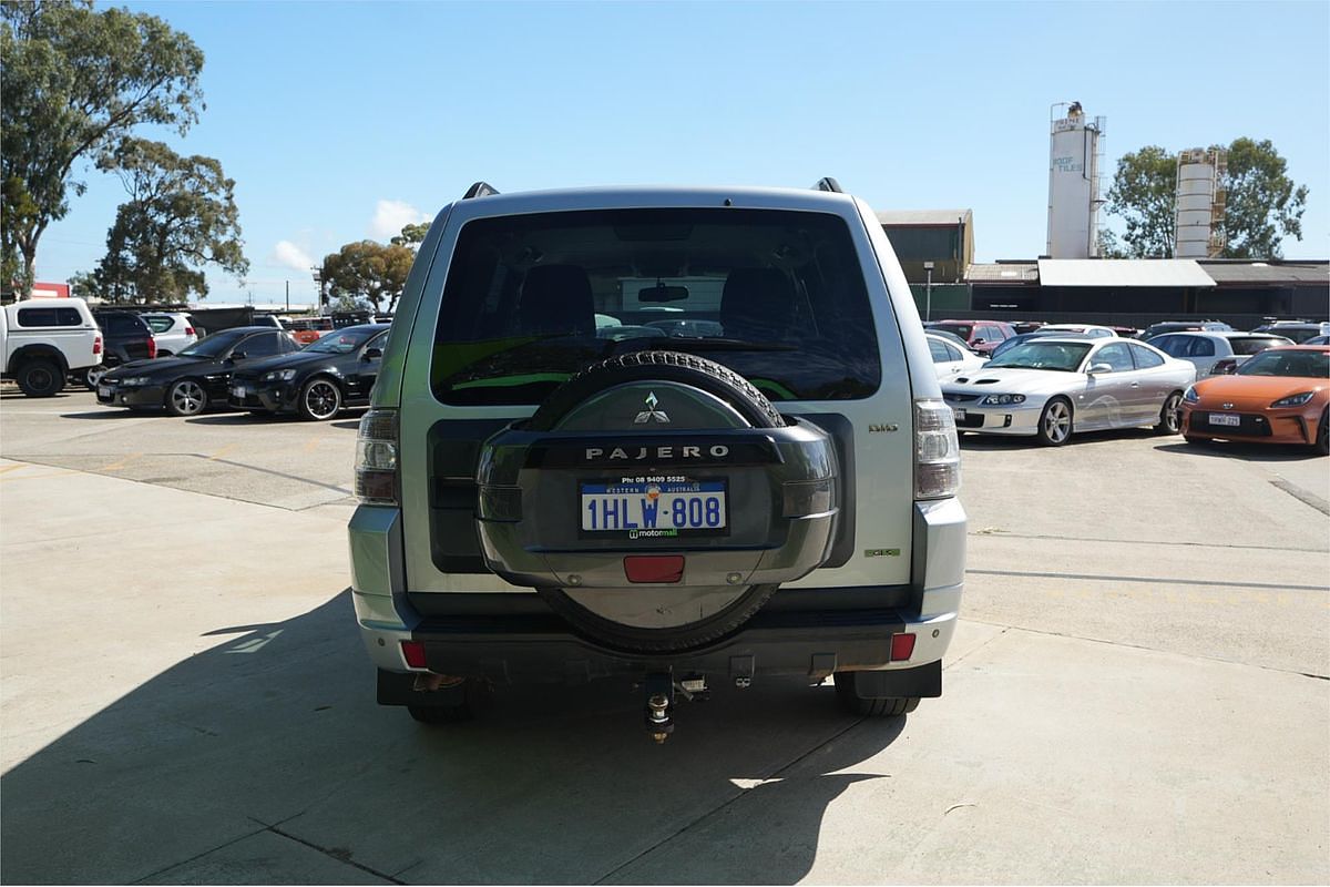 2012 Mitsubishi Pajero GLS NW