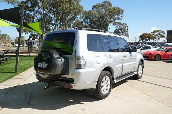 2012 Mitsubishi Pajero GLS NW
