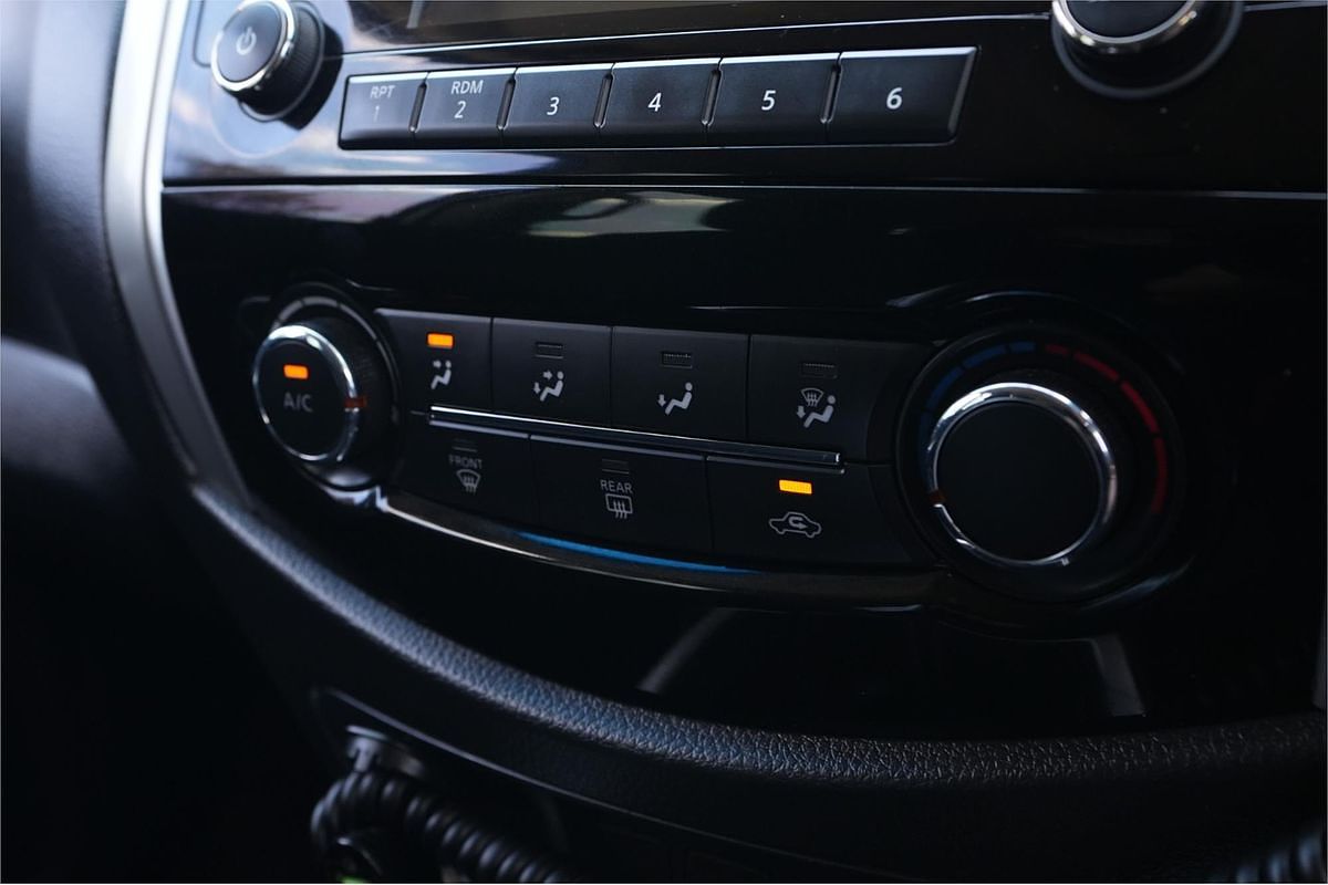 2015 Nissan Navara ST D23 4X4