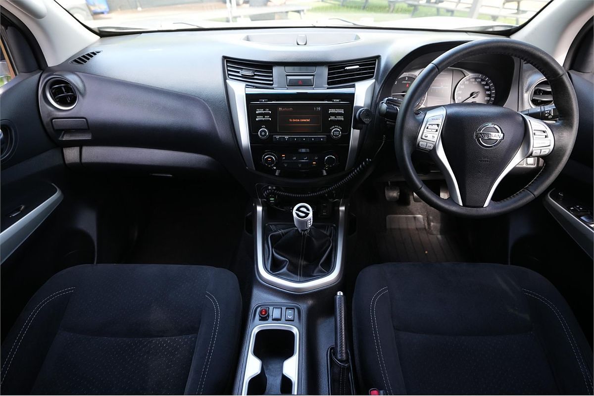 2015 Nissan Navara ST D23 4X4
