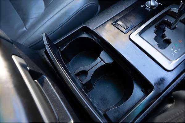 2011 Toyota Landcruiser Altitude VDJ200R