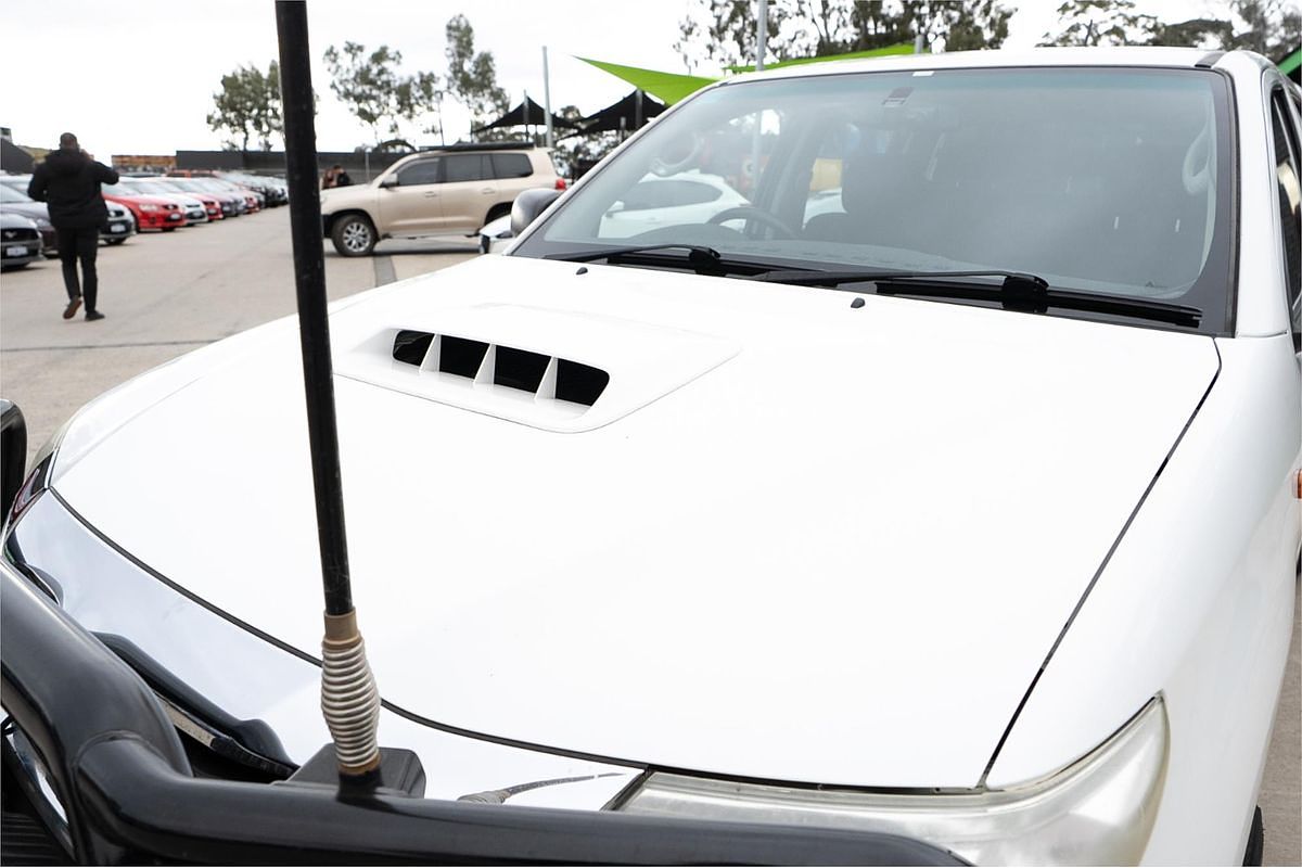 2015 Toyota Hilux SR KUN26R 4X4