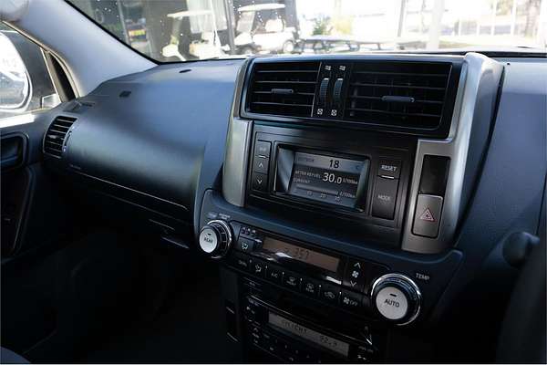 2010 Toyota Landcruiser GXL UZJ200R