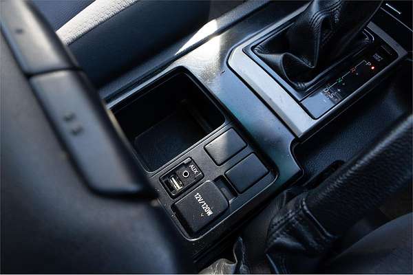 2010 Toyota Landcruiser GXL UZJ200R