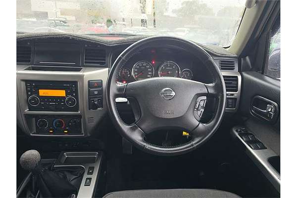 2013 Nissan Patrol ST Y61