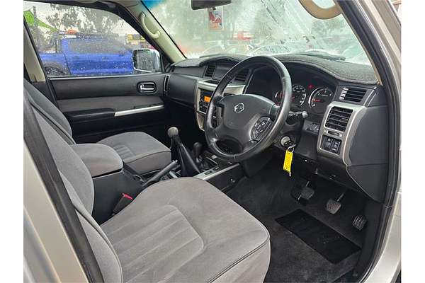 2013 Nissan Patrol ST Y61