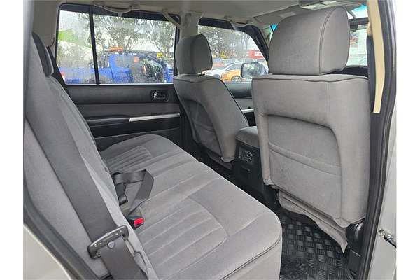 2013 Nissan Patrol ST Y61