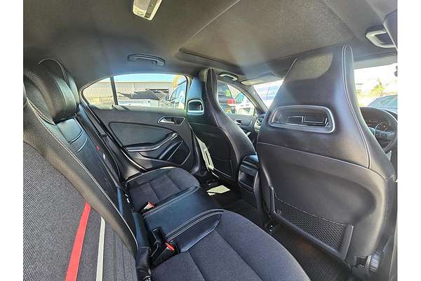 2013 Mercedes-Benz Unknown