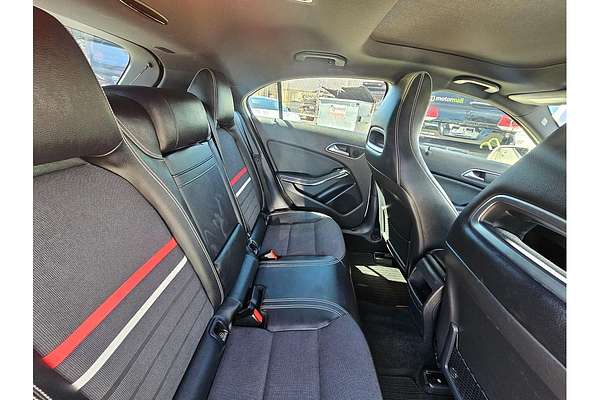 2013 Mercedes-Benz Unknown