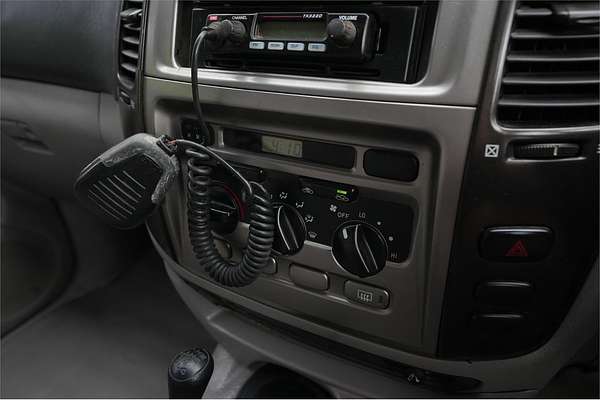 2006 Toyota Landcruiser Standard HZJ105R