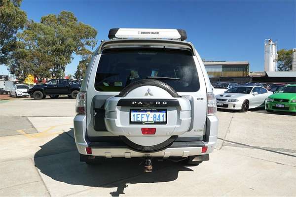 2013 Mitsubishi Pajero Exceed NW