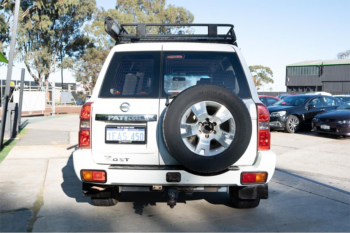 2012 Nissan Patrol ST GU 7