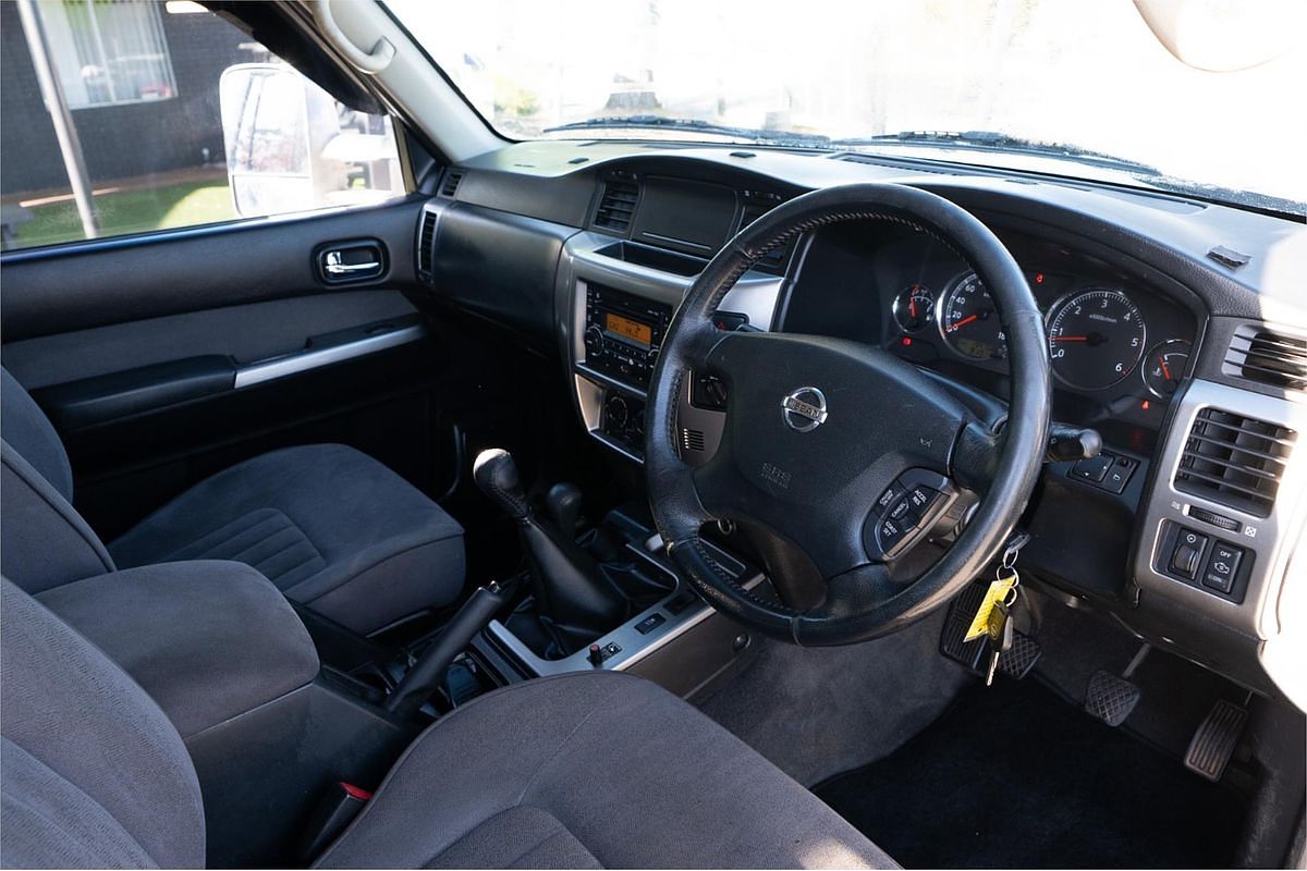 2012 Nissan Patrol ST GU 7