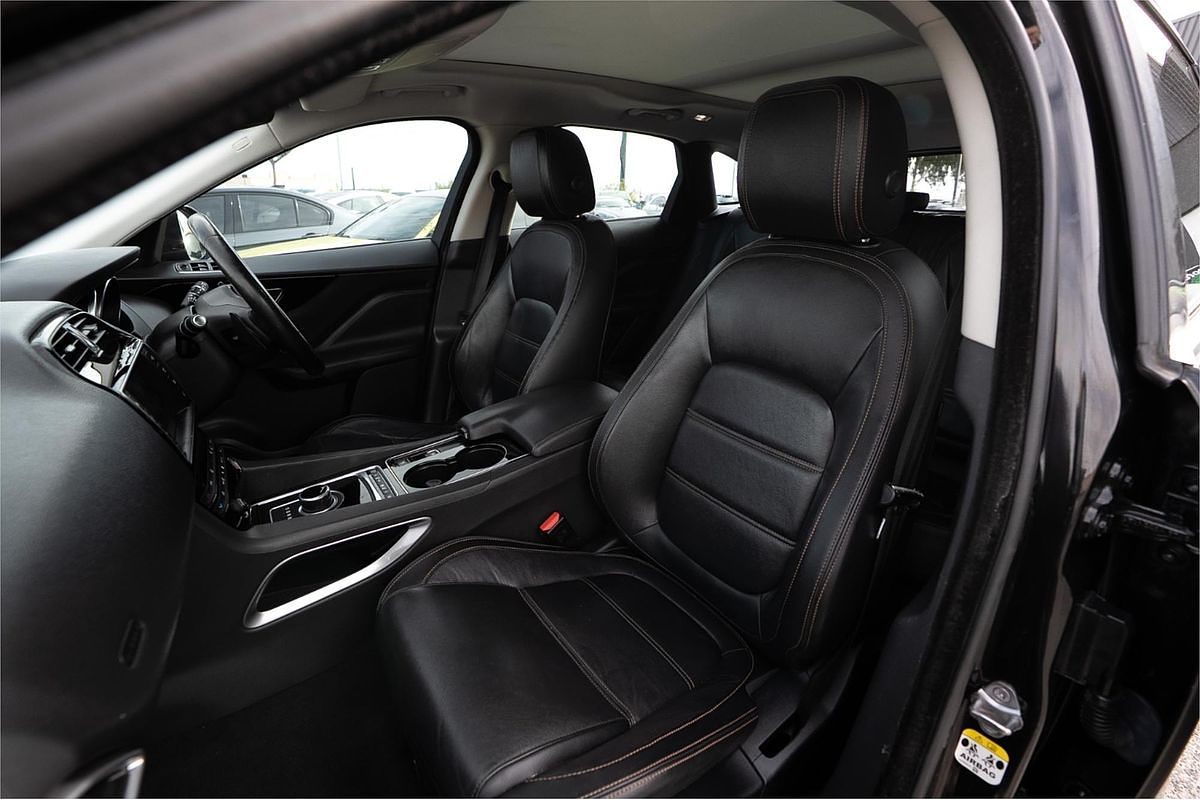 2016 Jaguar F-PACE 20d Prestige X761