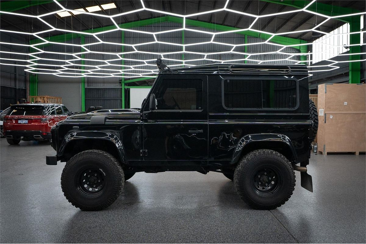 2014 Land Rover Unknown