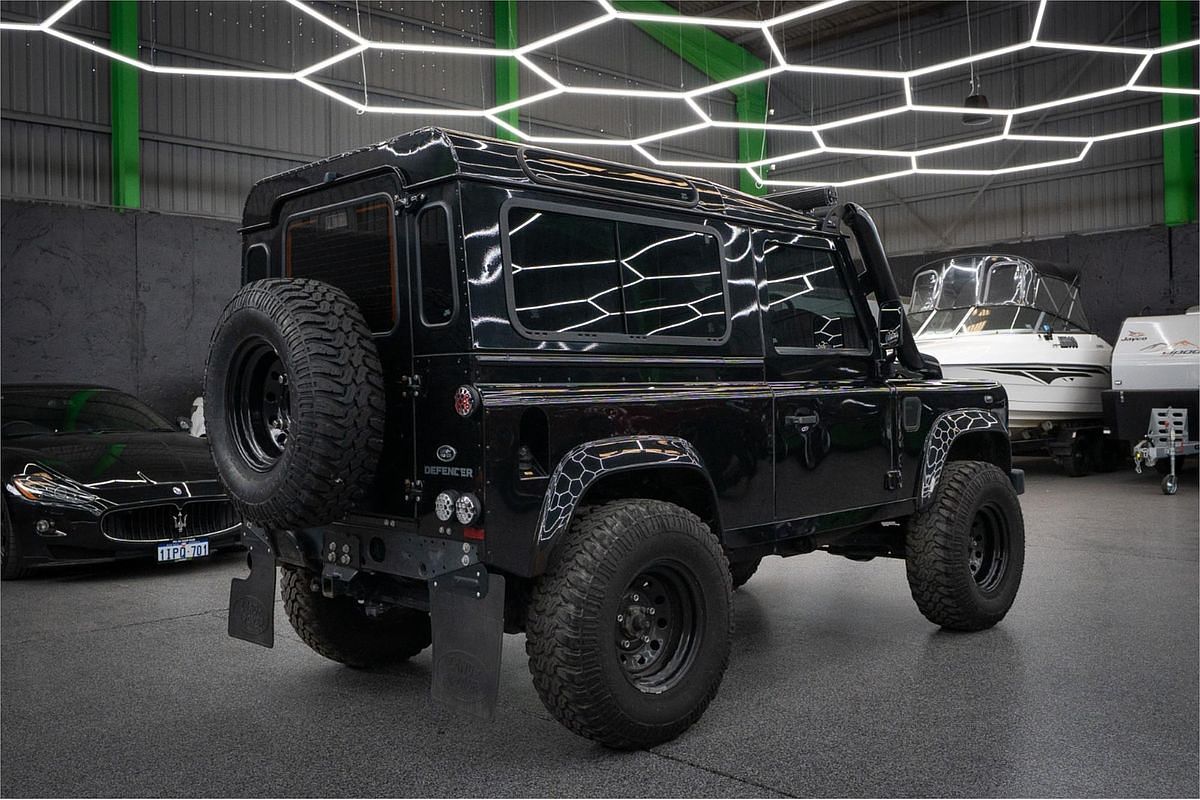 2014 Land Rover Unknown