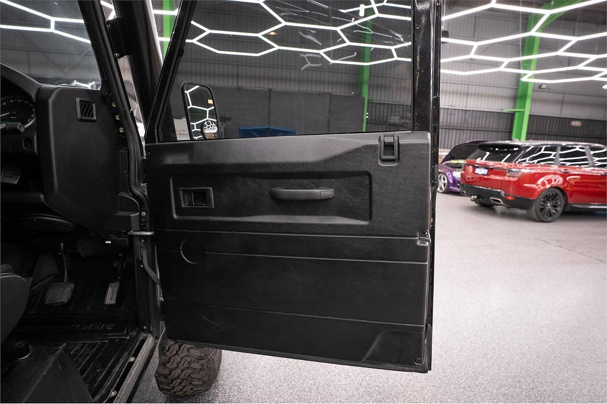 2014 Land Rover Unknown