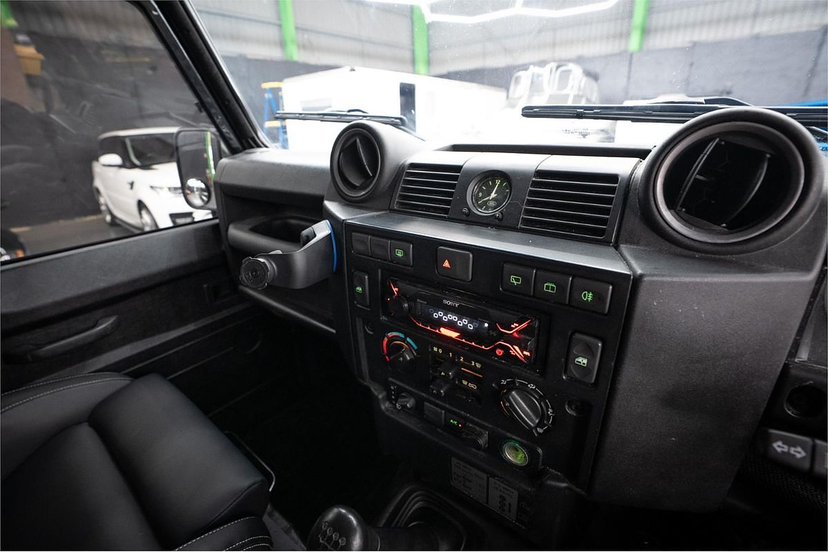 2014 Land Rover Unknown