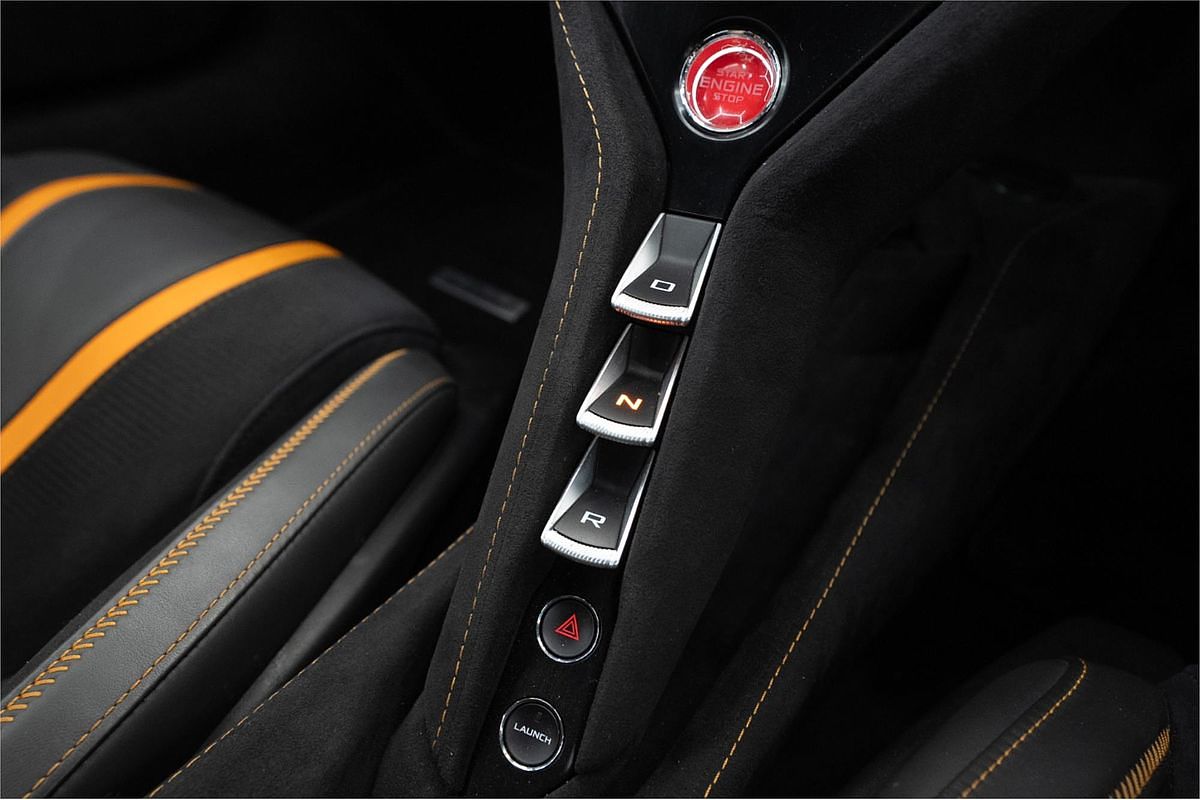 2019 McLaren 720S Performance P14