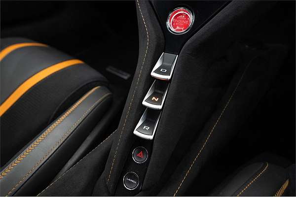 2019 McLaren 720S Performance P14