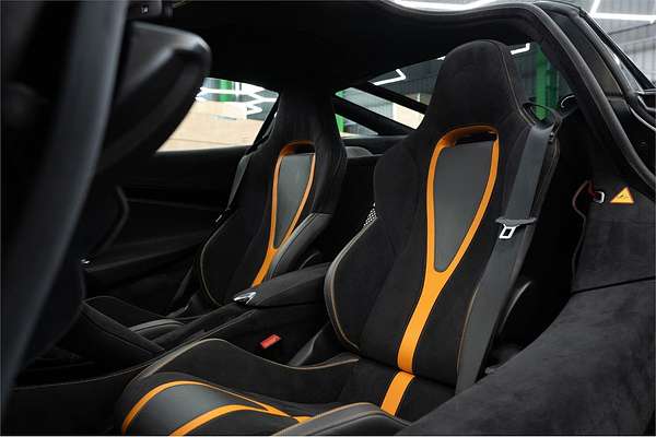 2019 McLaren 720S Performance P14