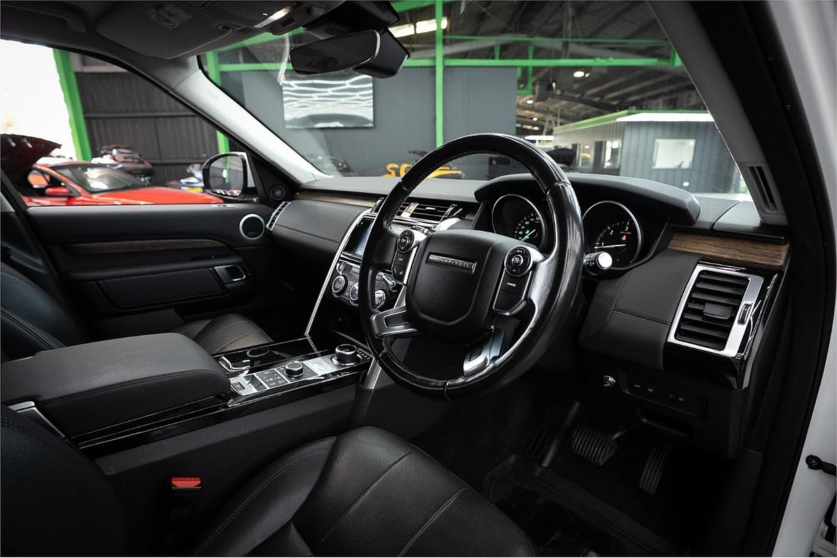 2018 Land Rover Discovery SD4 HSE Series 5