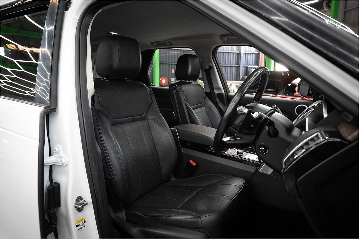 2018 Land Rover Discovery SD4 HSE Series 5