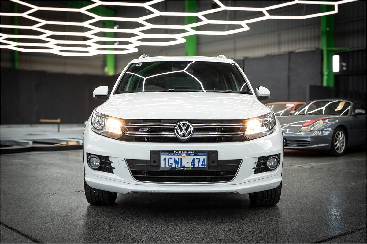 2016 Volkswagen Tiguan 155TSI R-Line 5N