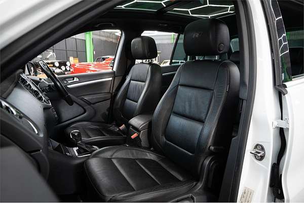 2016 Volkswagen Tiguan 155TSI R-Line 5N