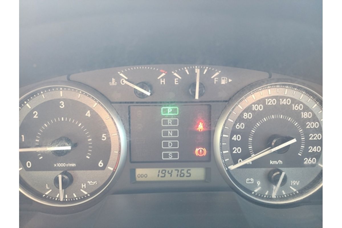 2010 Toyota Landcruiser GXL VDJ200R