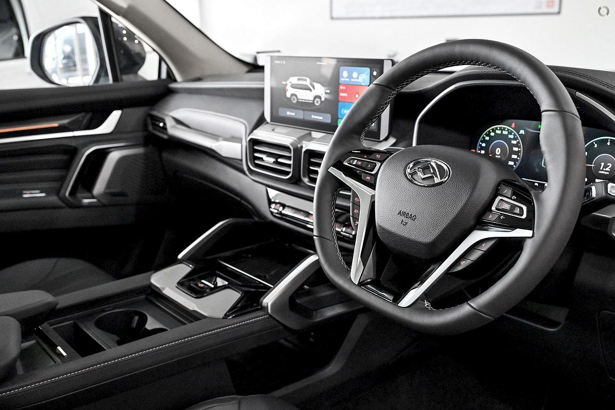 2025 LDV D90 Executive SV9A