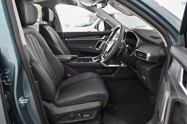 2025 LDV D90 Executive SV9A