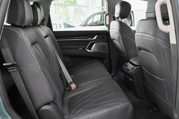 2025 LDV D90 Executive SV9A