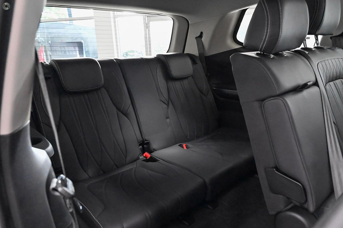 2025 LDV D90 Executive SV9A