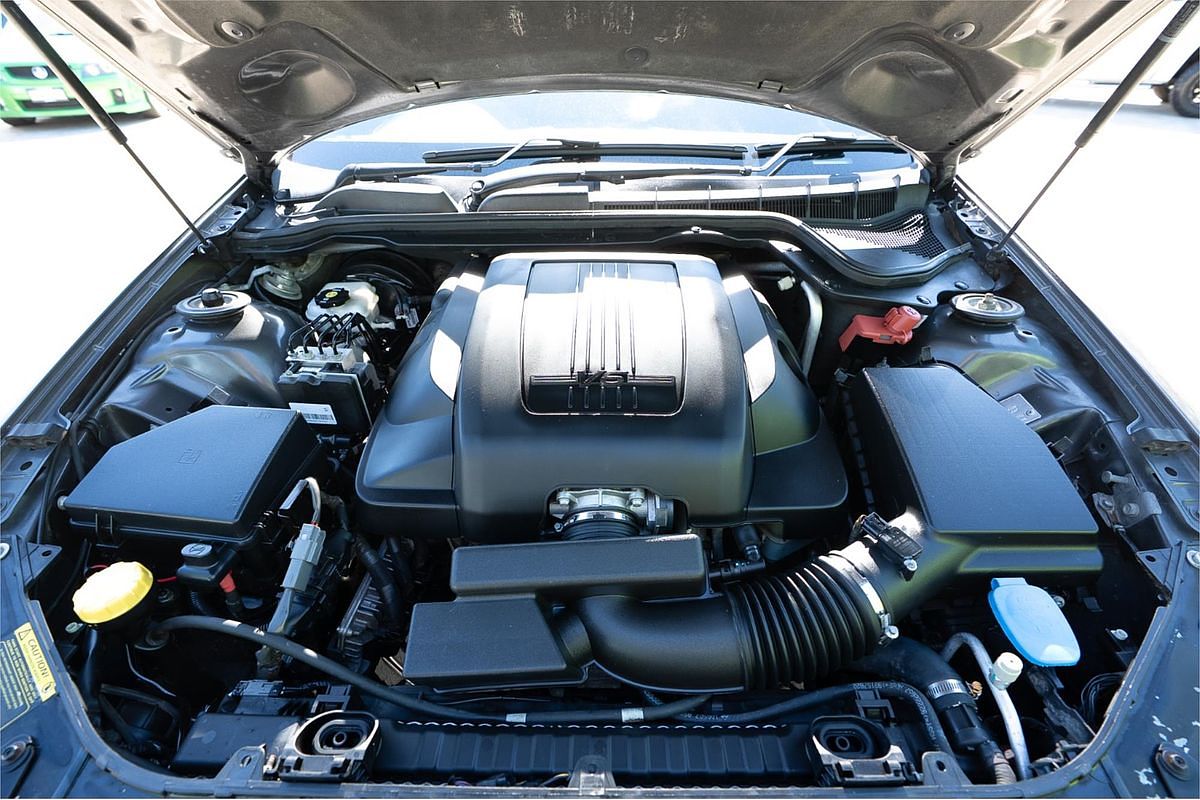 2010 Holden Commodore Omega VE