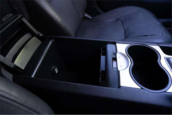 2010 Holden Commodore Omega VE