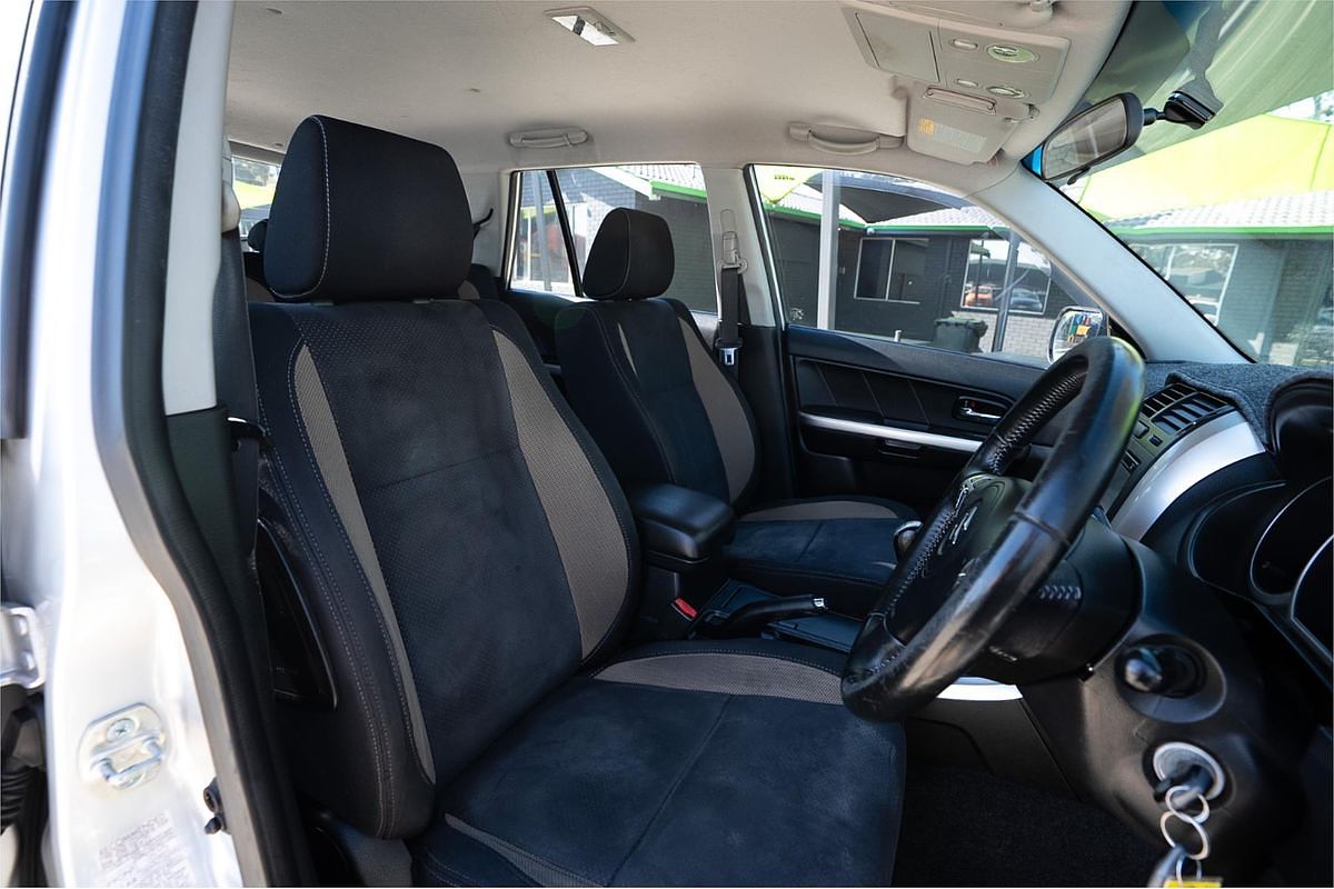 2015 Suzuki Grand Vitara Sport JB